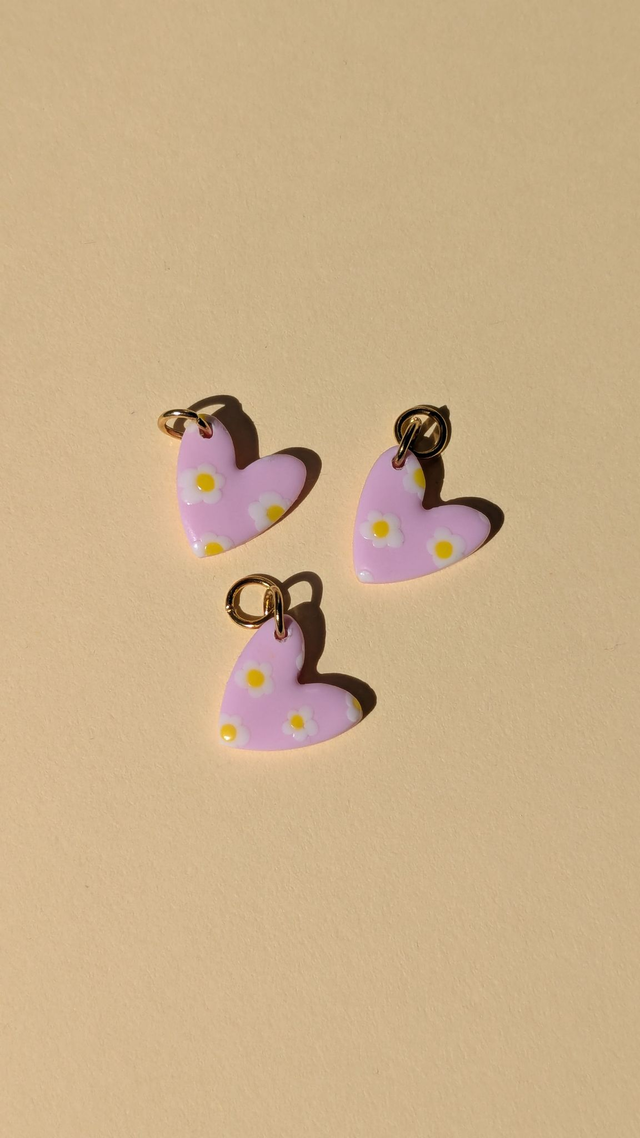 Charm cœur fleuri rose