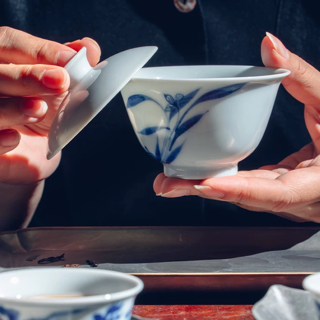 兰花盖碗LAN HUA GAI WAN