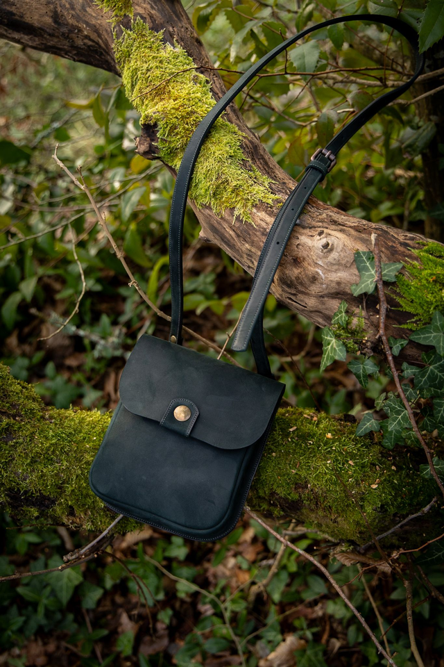 Francis vert profond