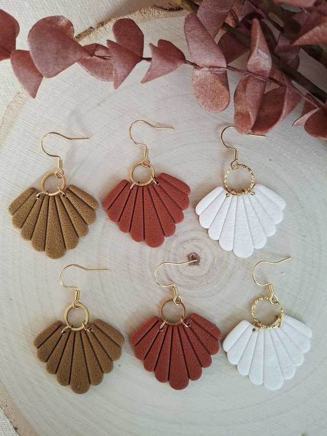 Boucles d'oreilles Clarisse - unies dorées