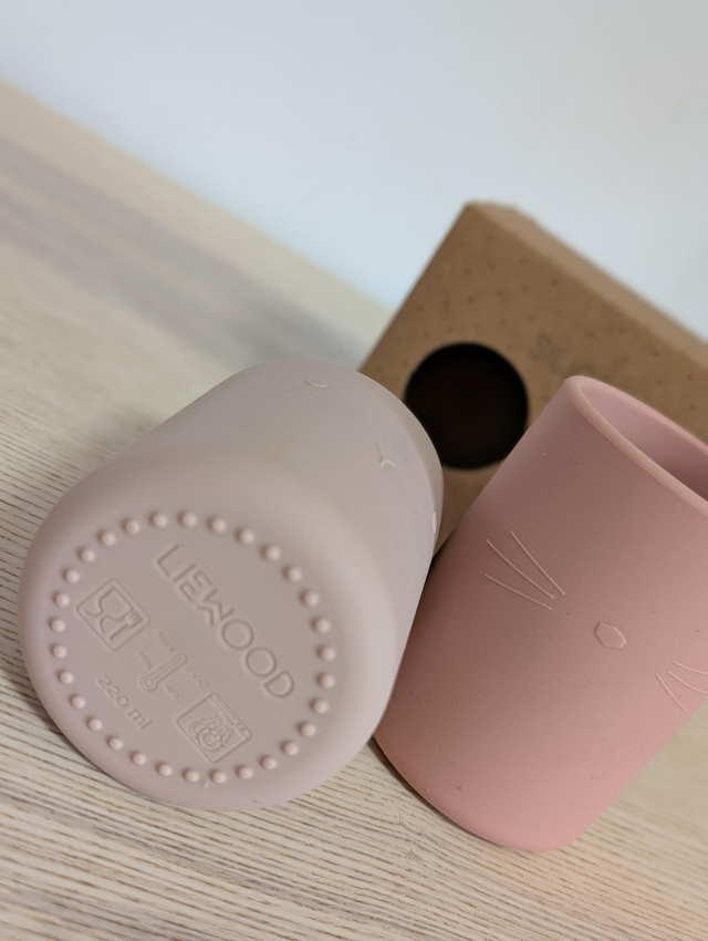 Lot x2 gobelets silicone Liewood - Prix neuf : 19 euros