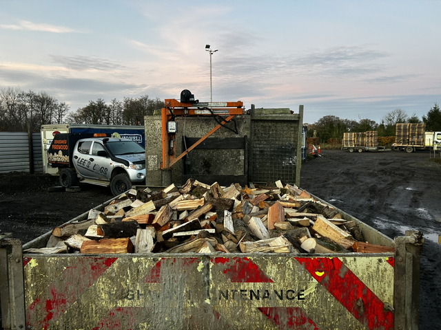 Tipper load of seasoned firewood (Large)