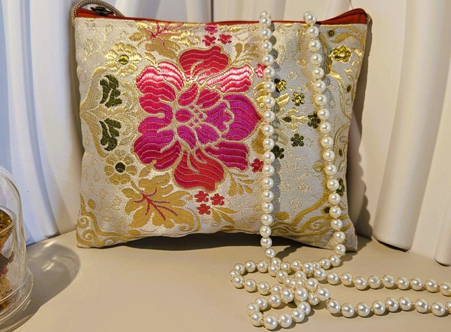 Petit Sac Pochette "Moubra"  avec bandoulière