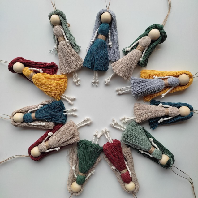 Les Chutinettes – Poupées en macramé éthiques et poétiques