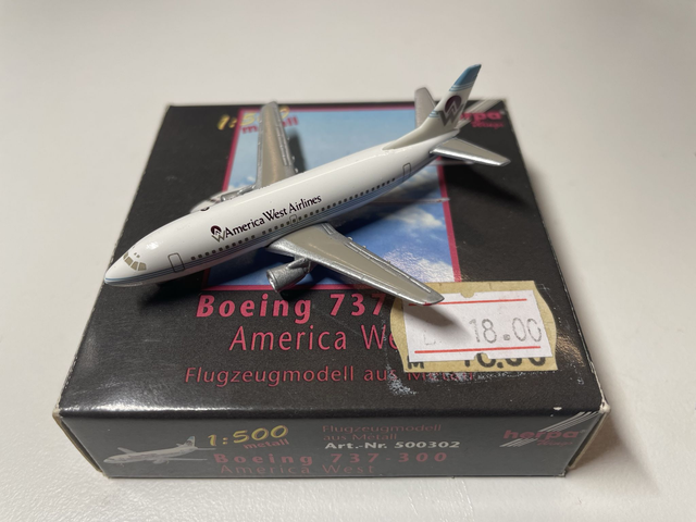 Boeing 737-300 America West