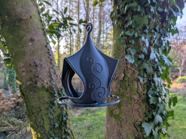 Mangeoire à oiseaux de la nature à suspendre en forme de goutte féerique elfique bleu foncé marine