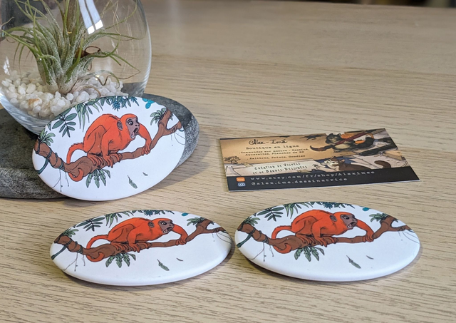 Singe Hurleur, Broche Soft Touch ovale