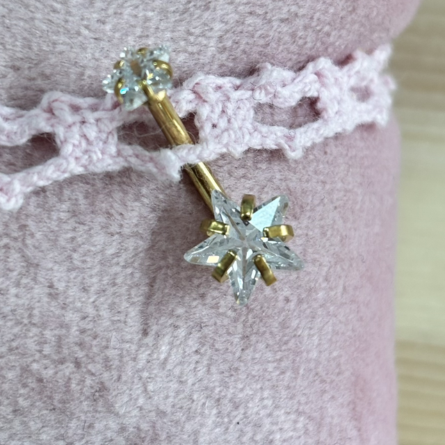 Piercing nombril Manon 