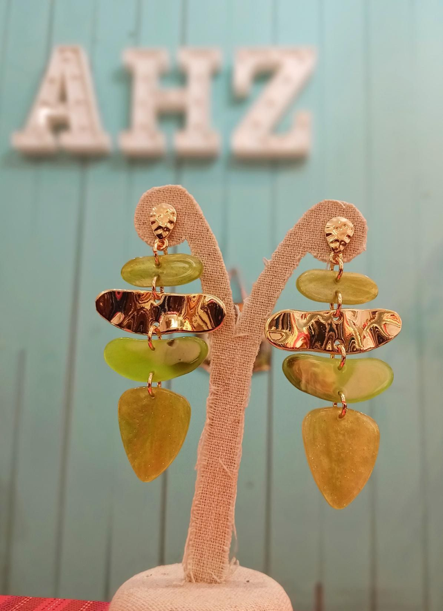 Pendientes Acero y acrílico lima piezas