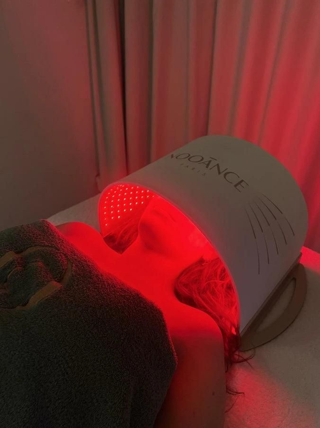 ✨ Séance Lumière LED – Éclat et Vitalité
