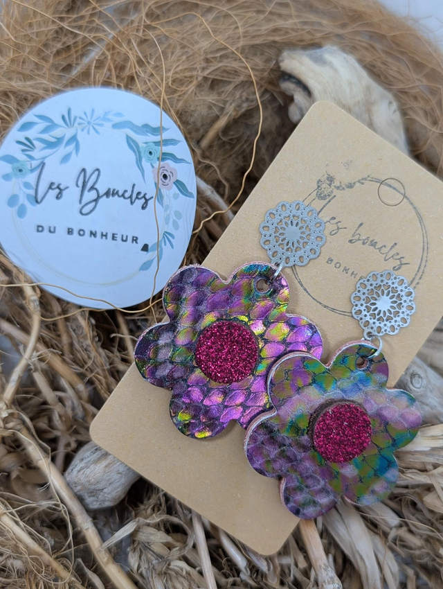 Boucles d&#039;oreilles fleur rétro m1119 violet holographique 