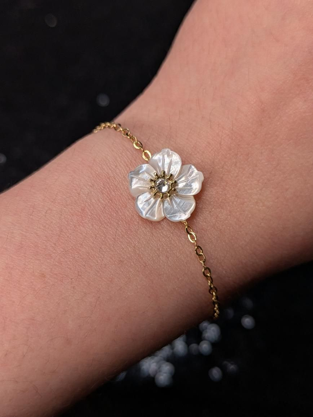 Bracelet nacre fleur 