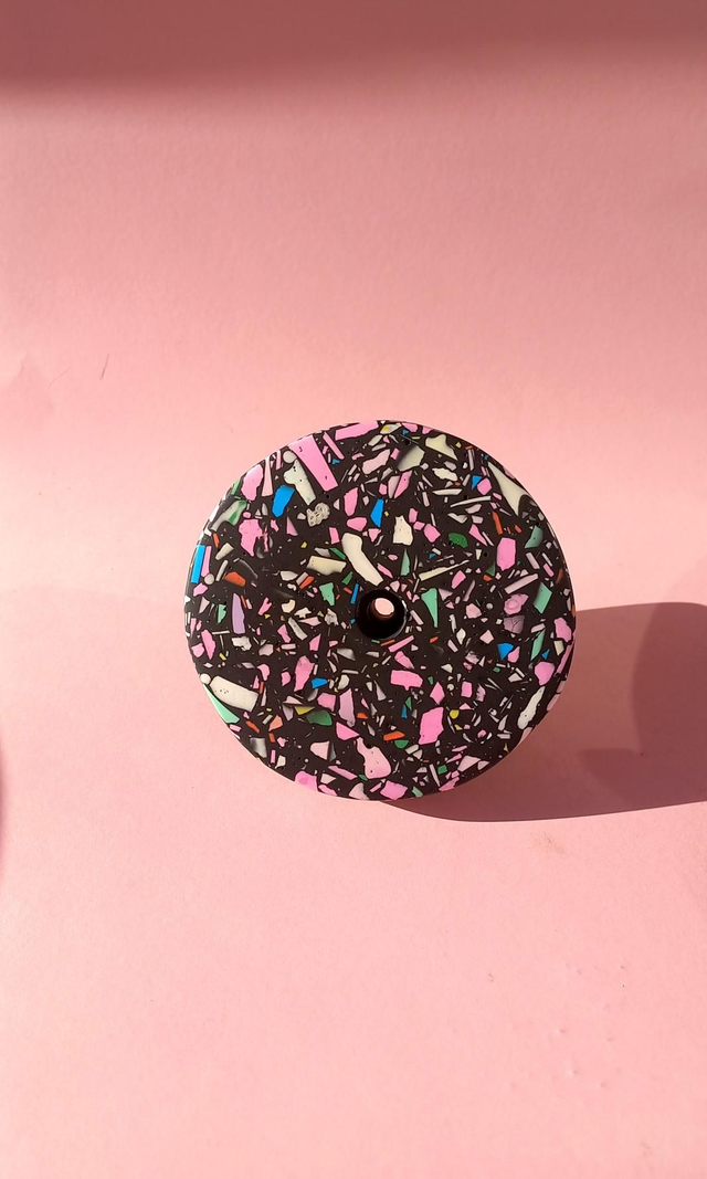 Wieszak ścienny na kurtki, torebki, ręczniki, lastryko, czarny