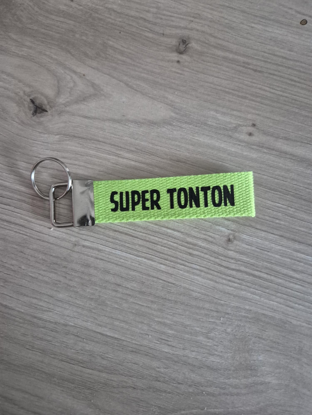 Porte clef Super Tonton