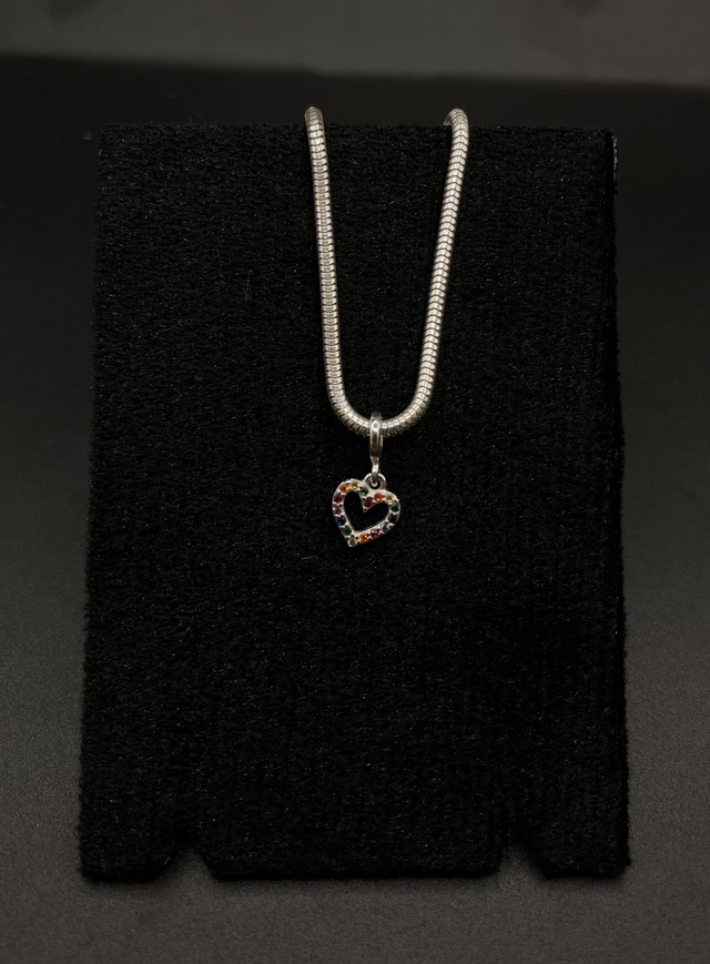 Berloque  coração trabalhado