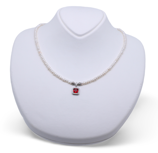 Perlenkette mit roten Zirkoniaanhänger - Franziska