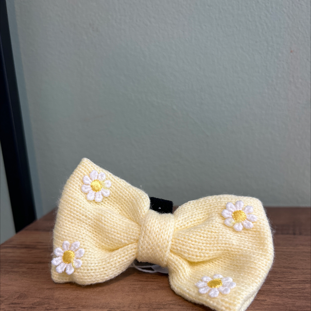 Buttercup pup bow tie 