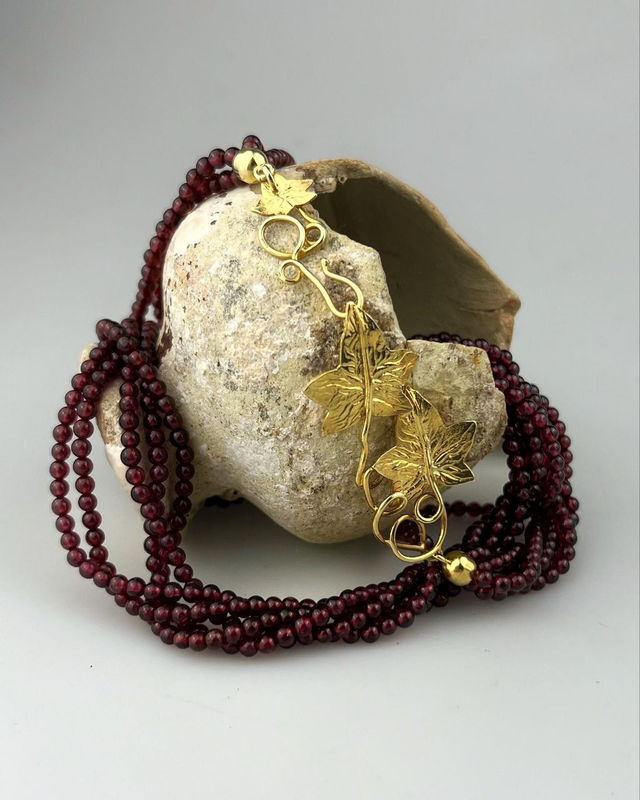 Collana Vite in Granato e Argento Dorato