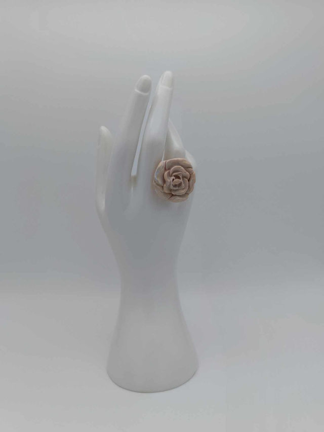 Bague en porcelaine froide Grande rose