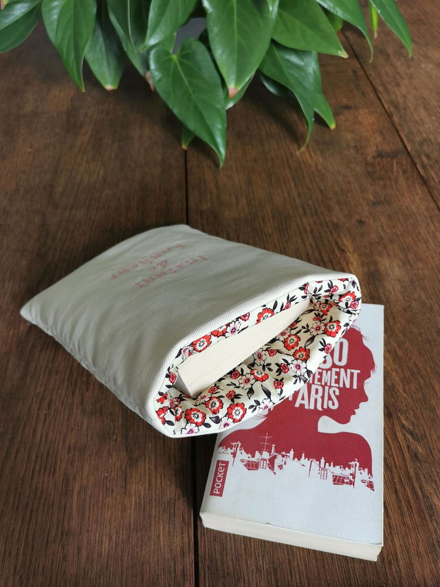 🌸 Pochette à livre - Instant de bonheur