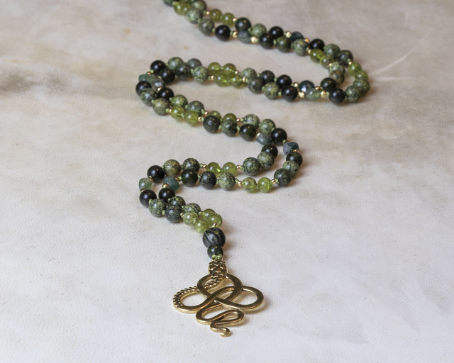 Mala Serpentine