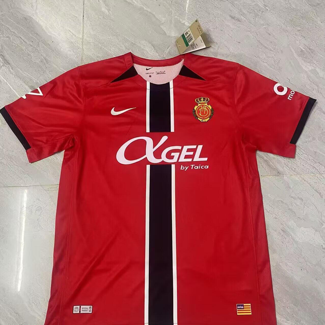 Primera equipación Real Club deportivo Mallorca 25, 26