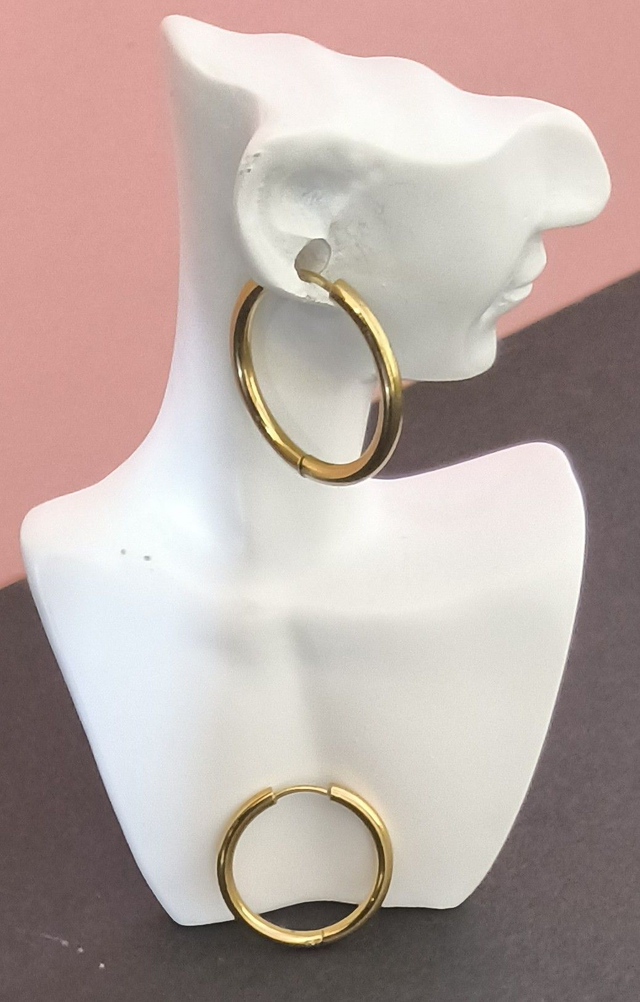 Créoles dorées épaisses