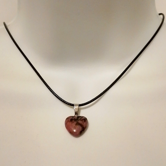 PU Leather Adjustable Necklace With Natural Rhodonite Heart Pendant