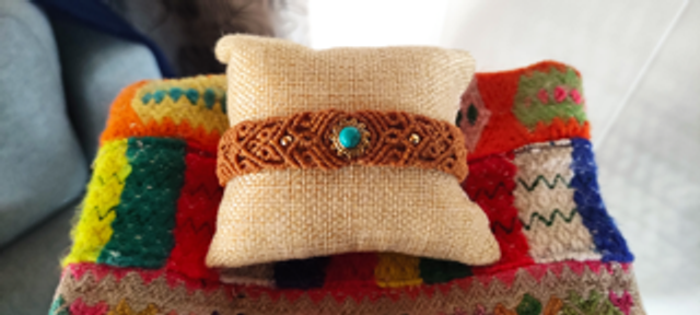 Bracelet couleur marron orangé avec turquoise