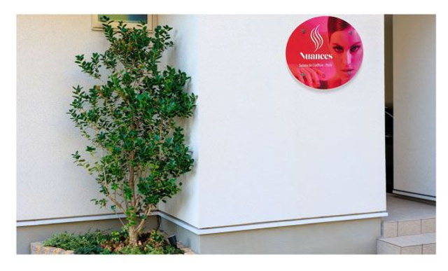 plaque plexiglass personnalisée + entretoise alu