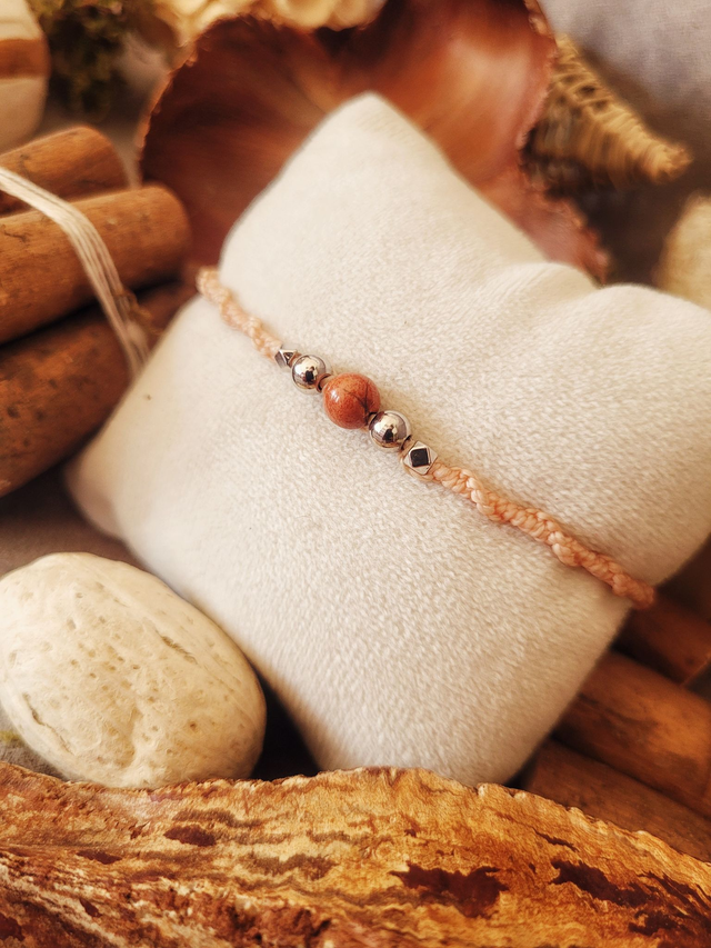 Jaspe rouge fil orangé pale