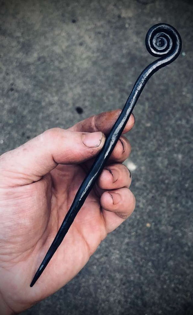 Pic à cheveux - Spirale