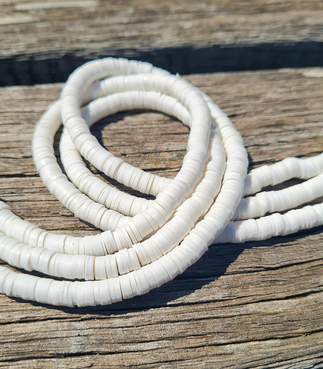 Perles heishi en perles polymère (Fimo) 6mm blanc