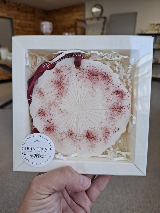 Černá třešeň Mandala Pampeliška - vonný sójový vosk závěsný