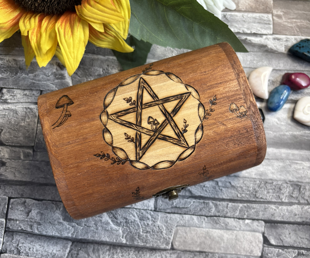 Chest style box with pentacle and mushrooms 