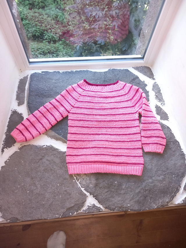Pull rose enfant