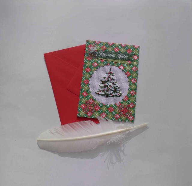 Beau sapin de Noël brodé 