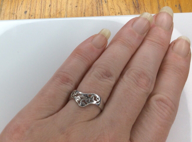 Wishbone Design Ring with Scrolling Openwork in Sterling Silver Size N 1/2