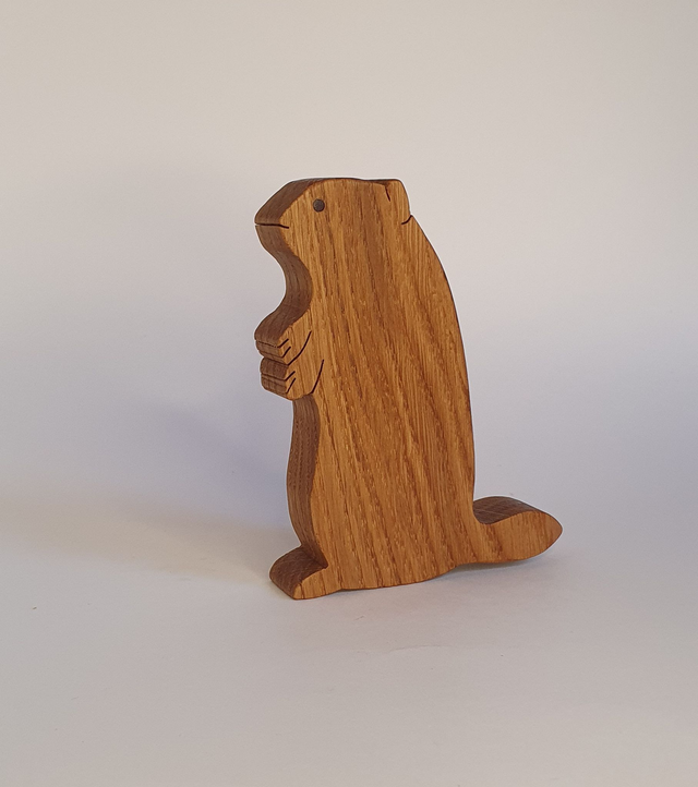 Marmotte décorative en bois de chêne et cuir marron