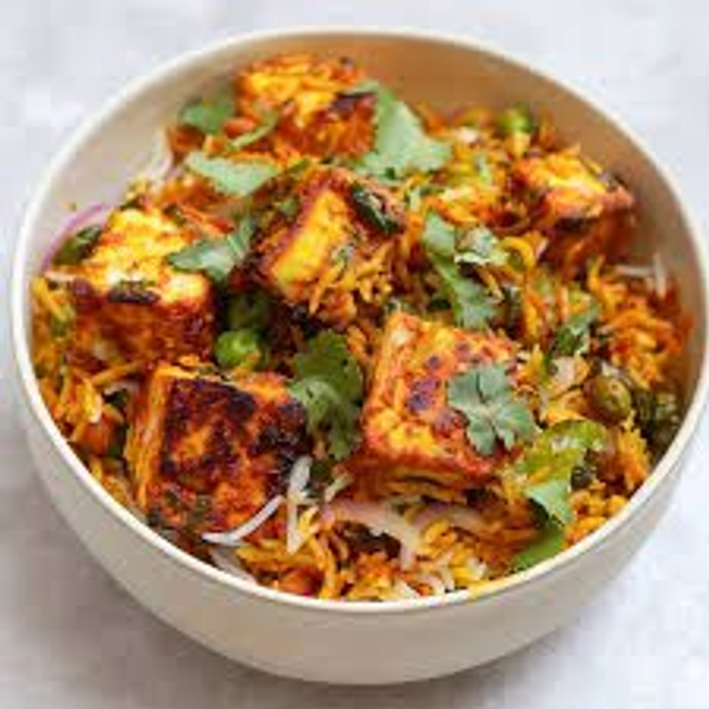 Paneer Tikka Biryani (500 CC) – Flavourful Biryani with Marinated Cottage Cheese