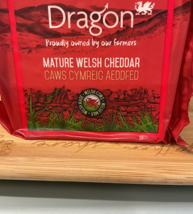 Dragon Mature Welsh Cheddar 180g