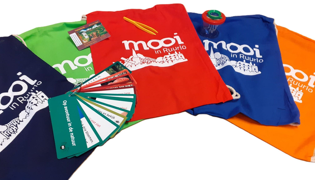 Natuur rugzakje met inhoud.