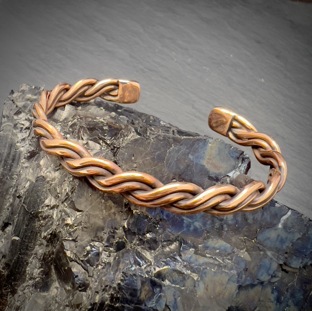 Pulsera de cobre trenzado de 4 hilos