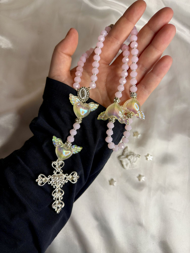 Chapelet É L I S H E V A