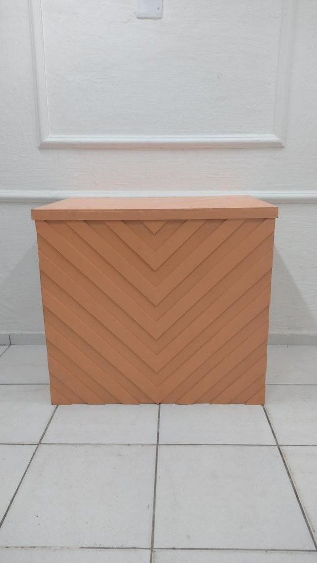 MESA RIPADA LARANJA - LOCAÇÃO  