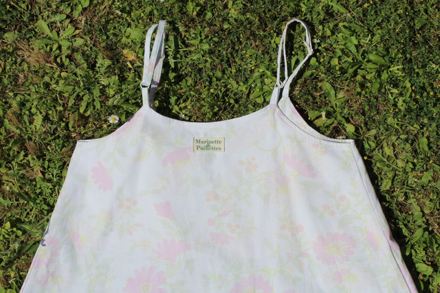 Robe fleurs claires - Taille 1