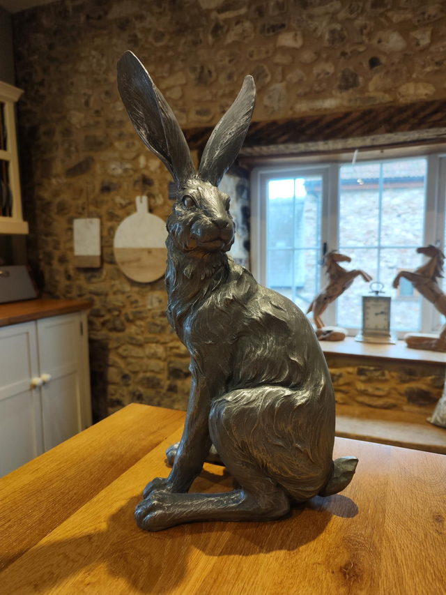Large Textured Silver Hare
