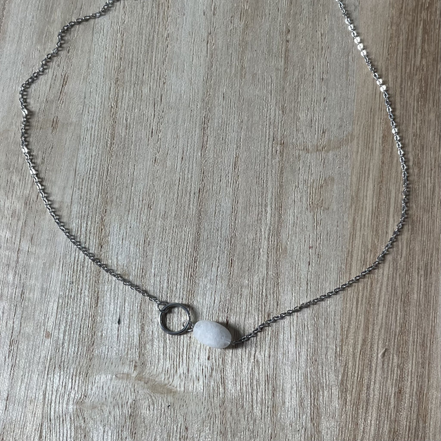 Collier Fin  Argenté Avec Pierre 