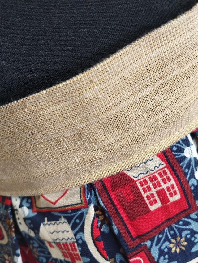 Jupe Modèle La maison de Noël T44