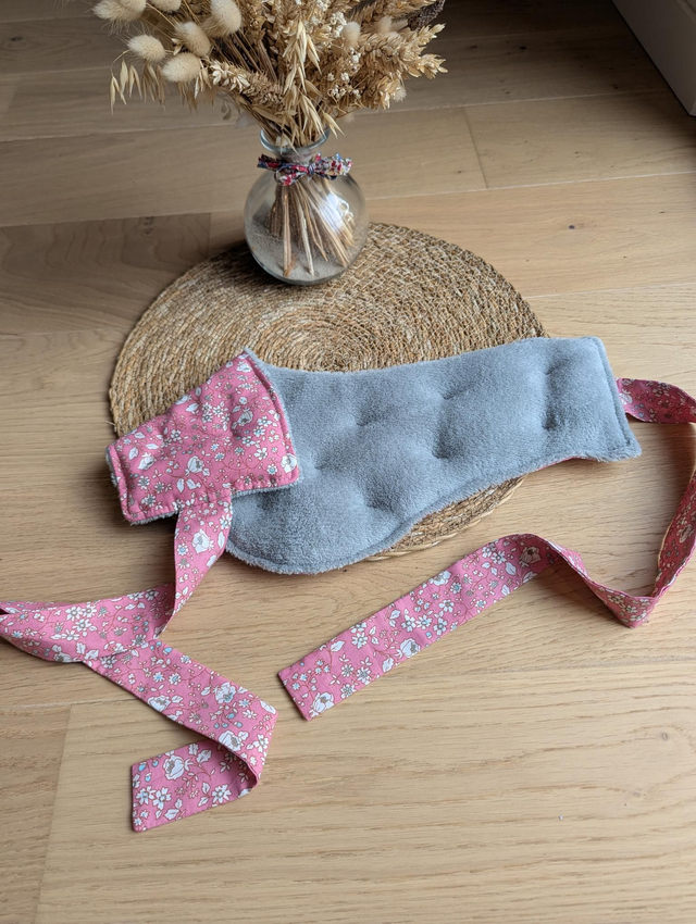 Bouillotte avec sangles